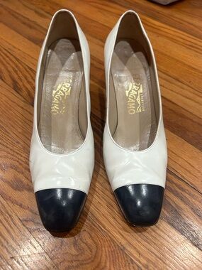 Salvatore Ferragamo Heels Two-Tone Black White Women's 9.5 Quilted Toe Narrow